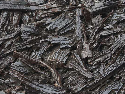 dark rubber crumb mulch